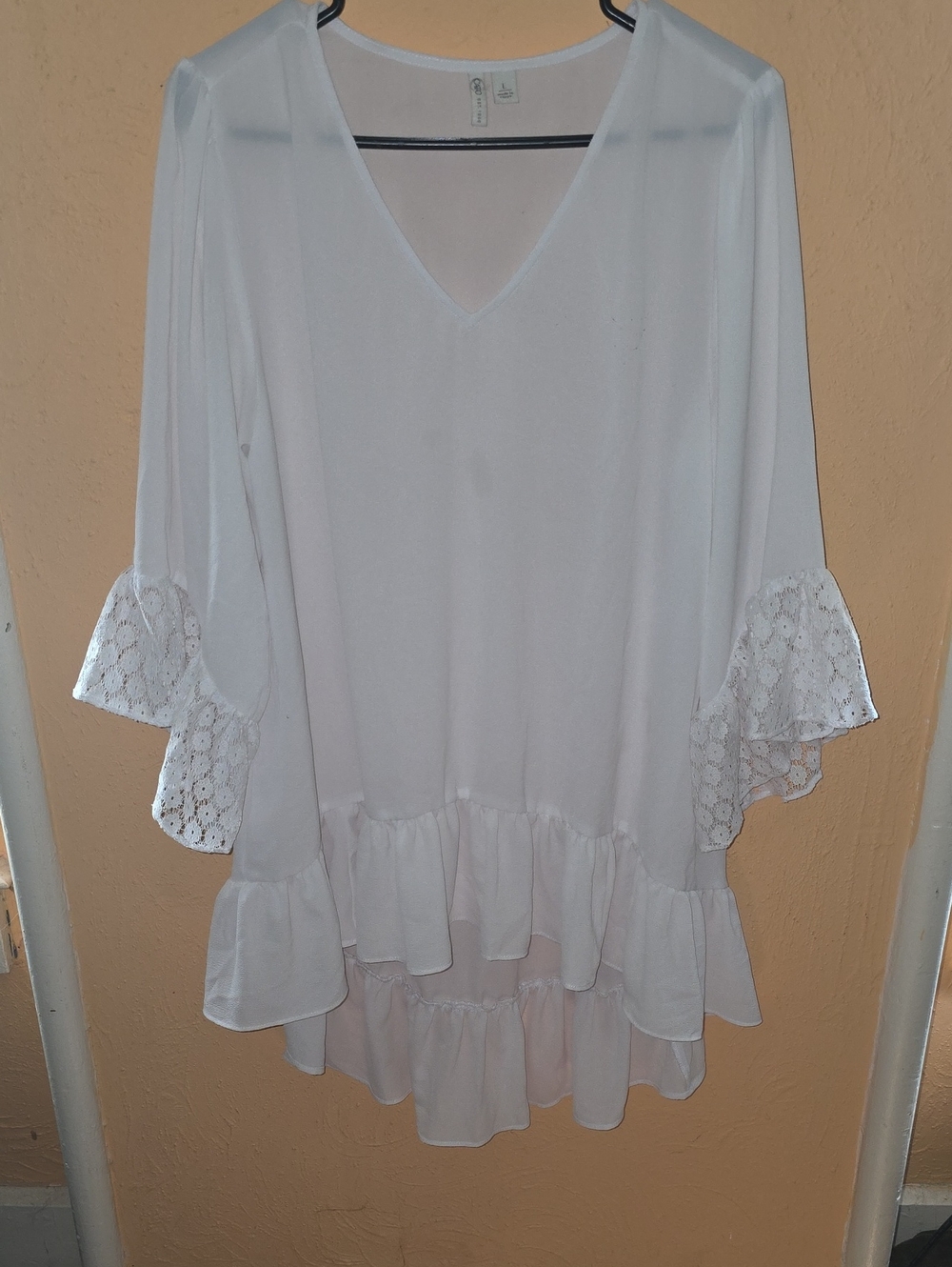 Women’s White V-Neck Ruffled Tunic with Lace Sleeves